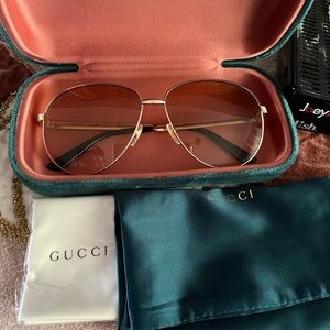 yellow low color , only use one